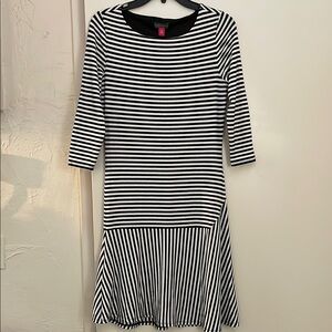 Vince Camuto Black and White 3/4‎ sleeve Striped Dress, size XS